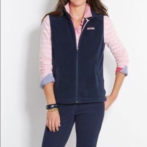 vineyard vines vest